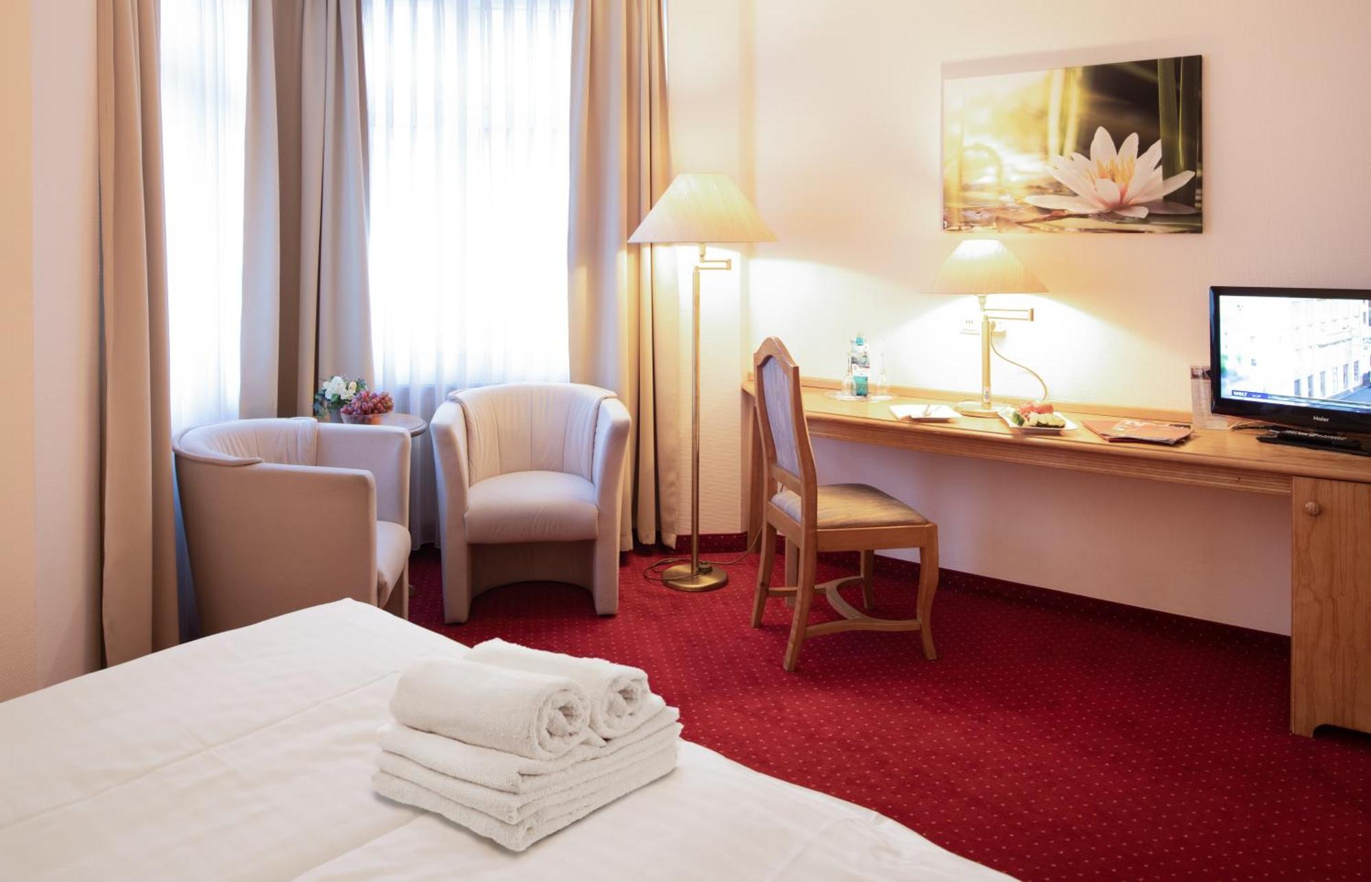 Flora-Apart-Residenz Fredersdorf Екстериор снимка
